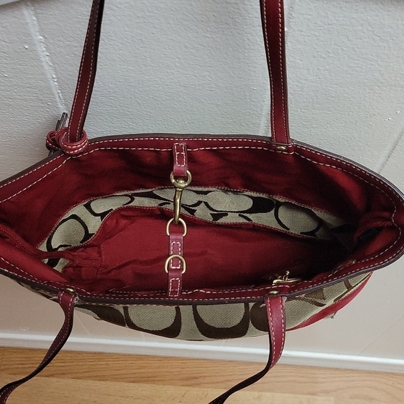 Reversible Coach signature stripe tote - Picture 6 of 12